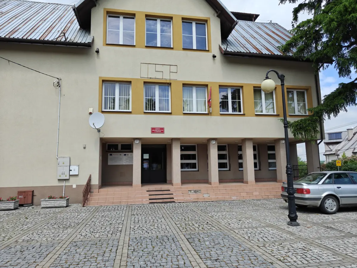 Tło wizytówki Gminny Ośrodek Kultury w Czerwinie (GOK)